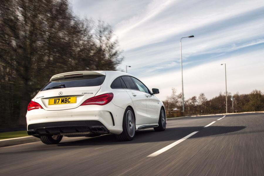  Mercedes-AMG CLA45 Shooting Brake 2015 года  (UK) (фото 8 из 30)